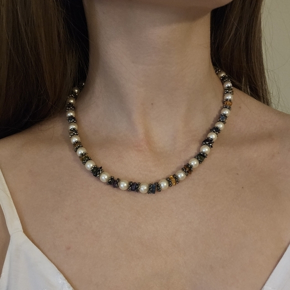 Beaded mixed faux pearl multicolored necklace and fish hook earrings set - Picture 7 of 7